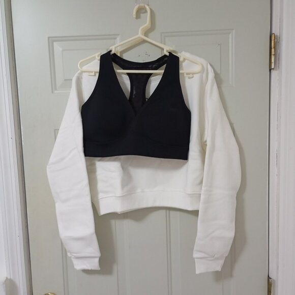 EQYL Set Sweatshirt And Sports Bras Crewneck Black And White Womens Size XL - Picture 2 of 12